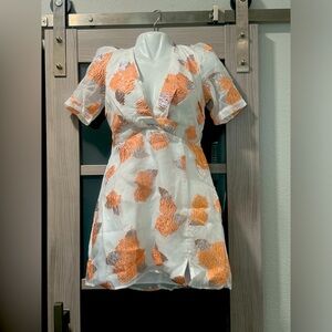 Hello Molly Dress NWT white and peach